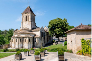 église Saint-Hilaire - Bien en série classé UNESCO Didier Darrigrand